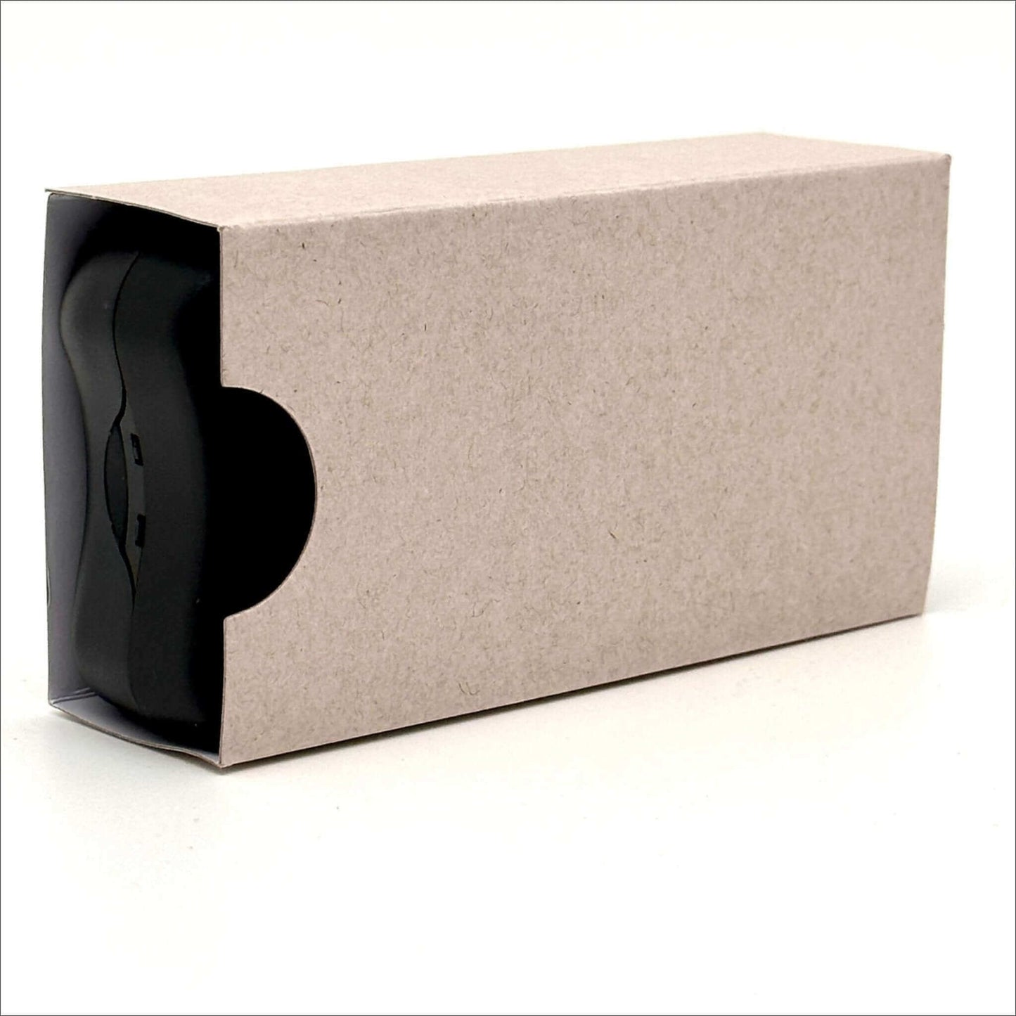 Kodak Color 35mm 800 Iso Disposable Fun Saver Camera in kraft cardboard packaging.