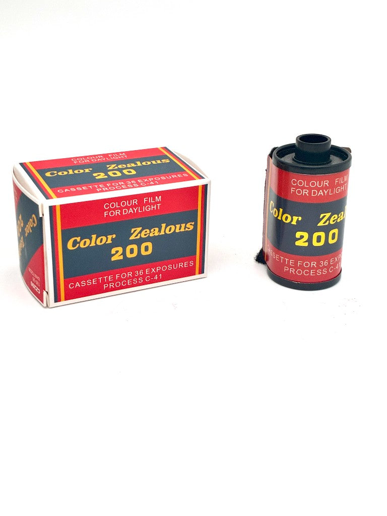 King Film Color Zealous 200 color negative film box and canister
