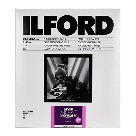 Ilford MGRC Multigrade Deluxe Glossy - 8x10/25 Sheets packaging showcasing high-quality photographic paper.