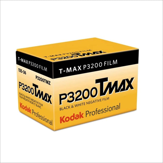 Kodak TMAX P3200 Black and White 35mm film box, high-speed negative film for professional photography.